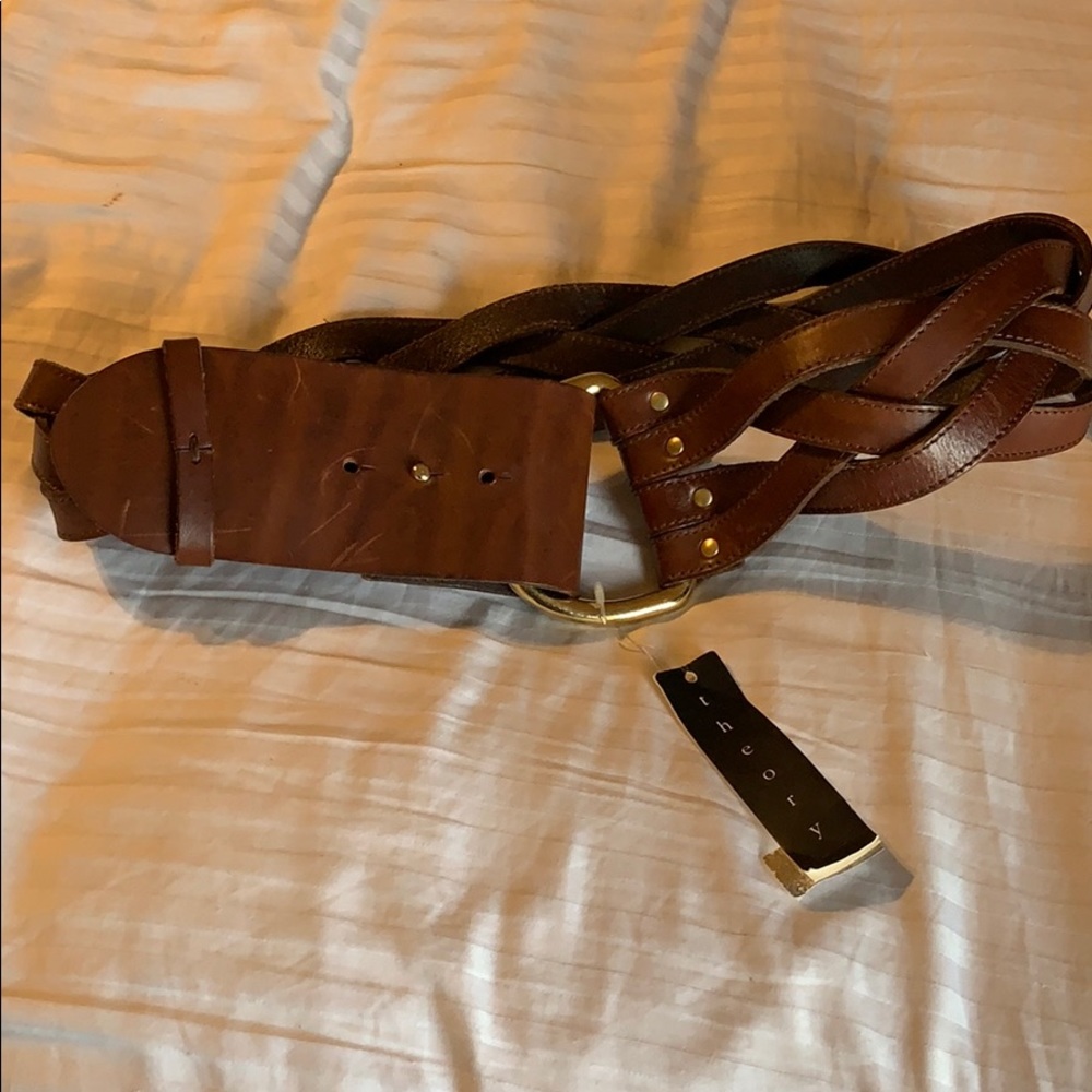 Theory belt
